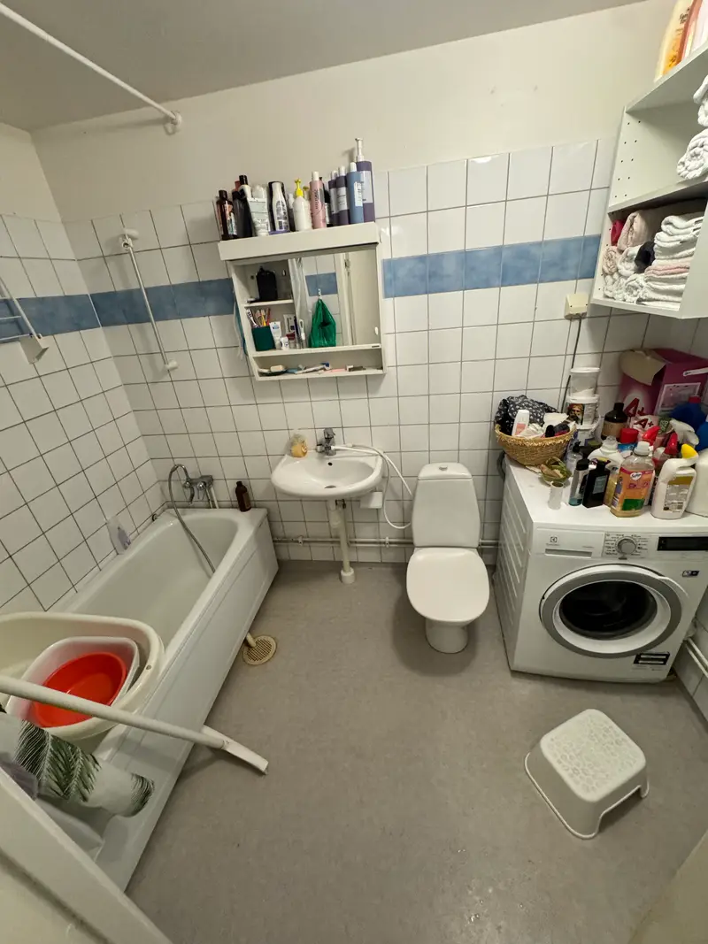 Totalrenovering Badrum och Toalett, bild 2 av 7